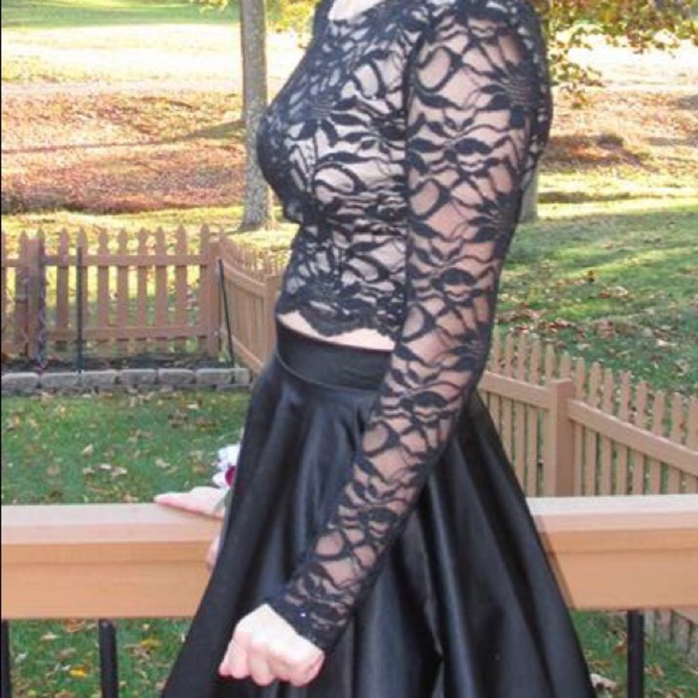 Black 2 piece dress with extra sequined top
